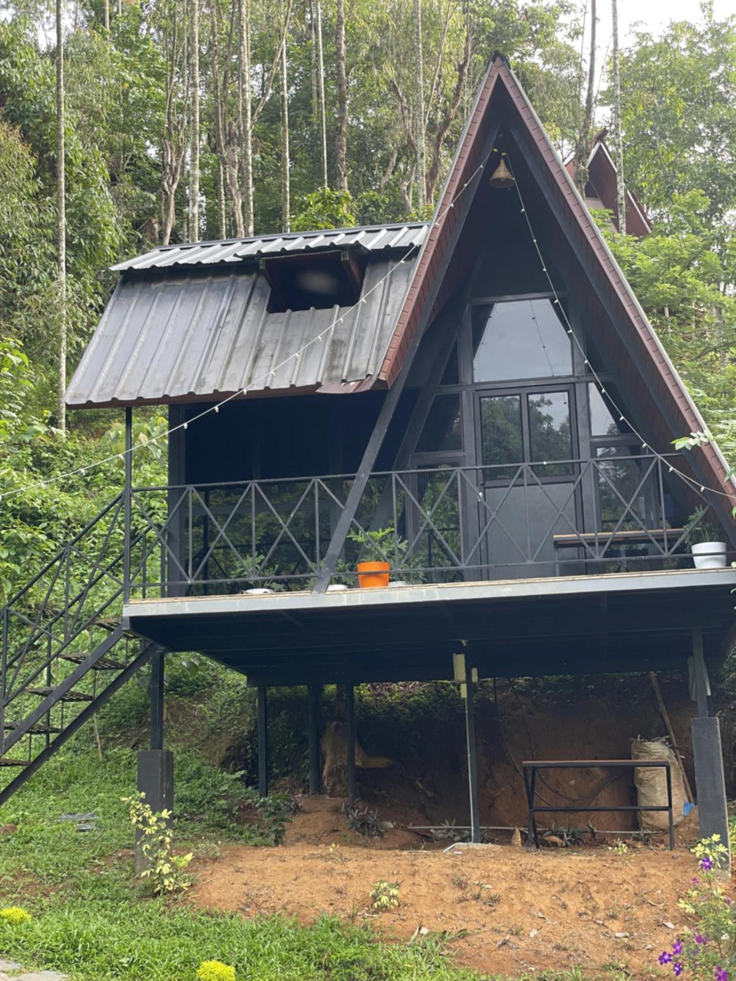 Wetlands Wayanad Pool Resort With Natural Waterfalls Padinjarathara Exterior photo